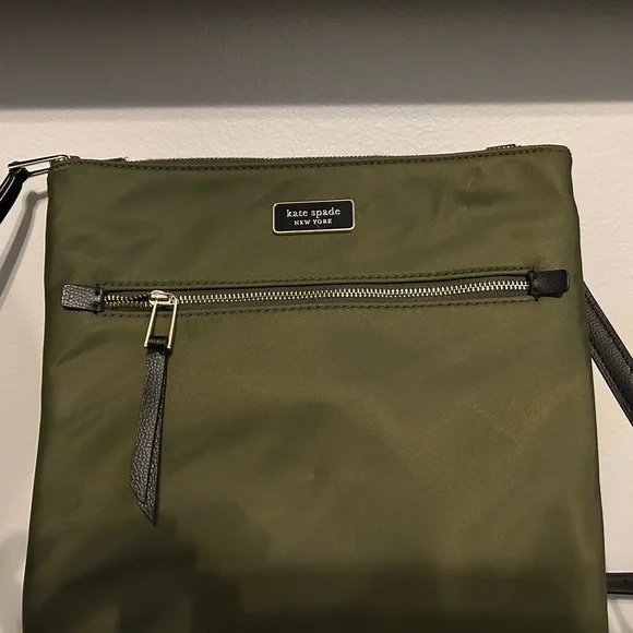 Kate Spade Green Crossbody Bag NWOT - Picture 2 of 4